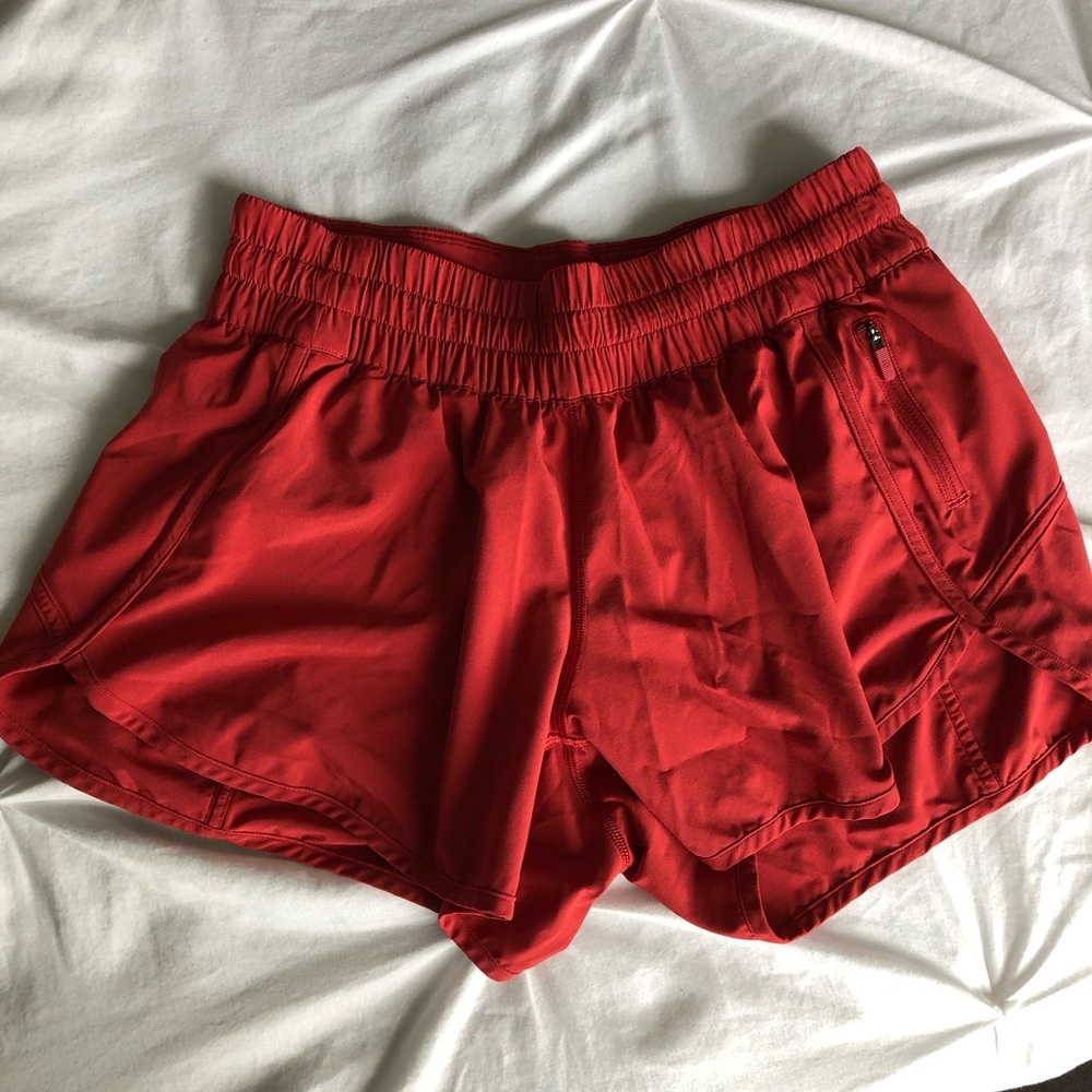 Lululemon tracker short V